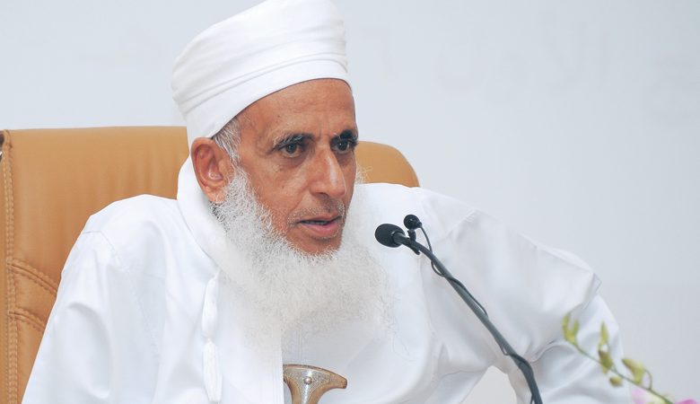 سماحة الشيخ أحمد الخليلي يُعلق على جريمة إحراق القرآن الكريم | almasar OM الشيخ الخليلي