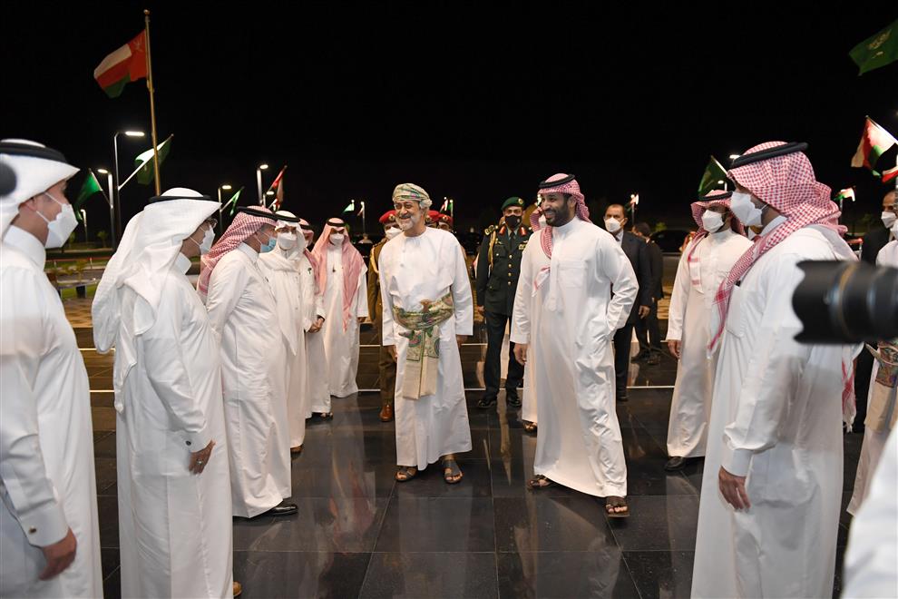 جلالةُ السُّلطان .. يزور مركز إثراء المعرفي بمدينة نيوم السعودية
