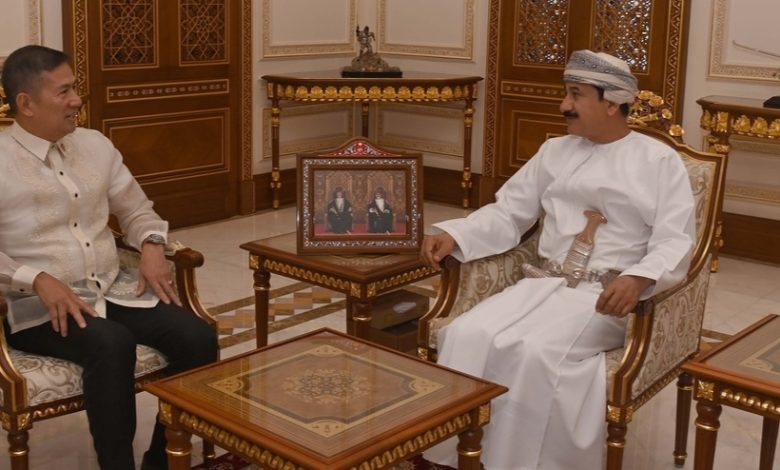 النعماني يستقبل السفير الفلبيني | almasar OM وزير المكتب السلطاني edit 42771103304240